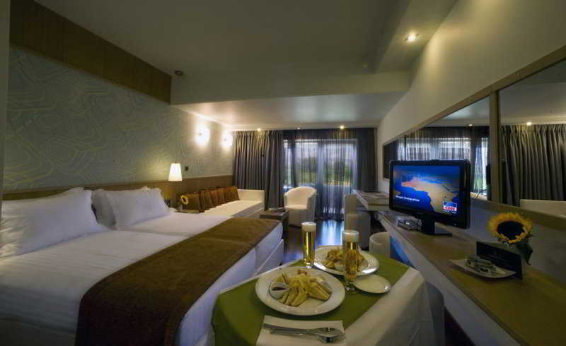 Thessalikon Grand Hotel คาร์ดิทซา ภายนอก รูปภาพ