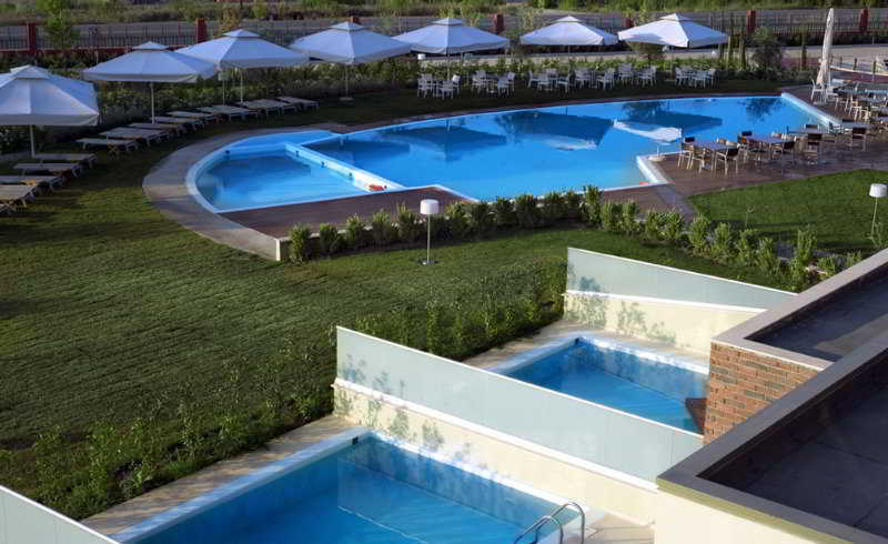 Thessalikon Grand Hotel คาร์ดิทซา ภายนอก รูปภาพ